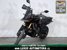 Alternative view of Suzuki VStrom 800 DE 2025