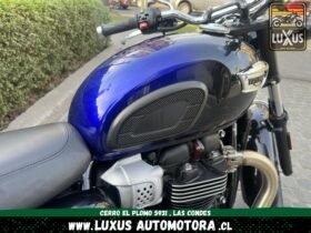 Alternative view of Triumph Bonneville T100 2025